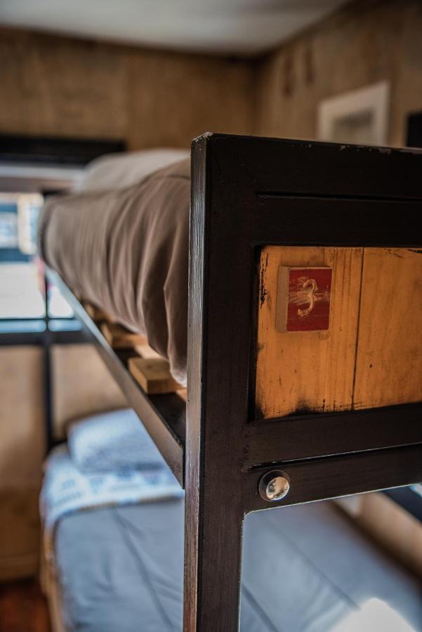 Puma House Hostel Πουέρτο Νατάλες Εξωτερικό φωτογραφία