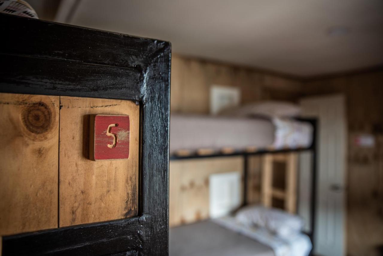 Puma House Hostel Πουέρτο Νατάλες Εξωτερικό φωτογραφία