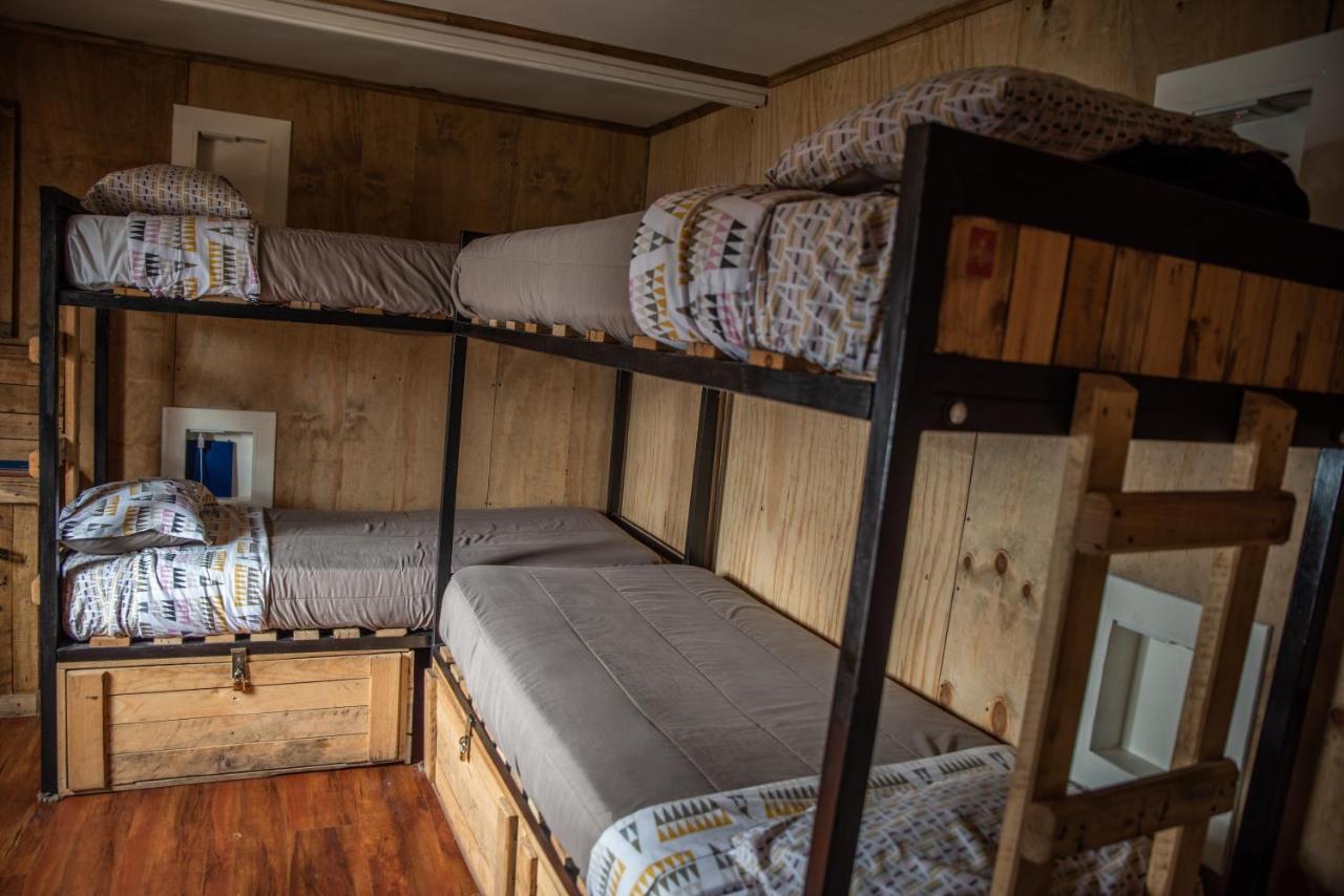 Puma House Hostel Πουέρτο Νατάλες Εξωτερικό φωτογραφία